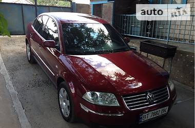 Седан Volkswagen Passat 2001 в Херсоне