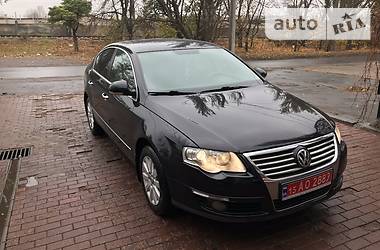 Седан Volkswagen Passat 2006 в Миколаєві