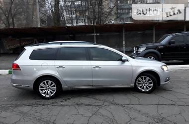 Универсал Volkswagen Passat 2012 в 