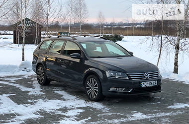 Універсал Volkswagen Passat 2011 в Луцьку