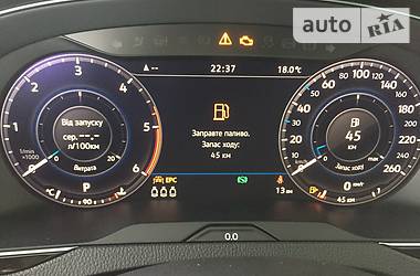 Седан Volkswagen Passat 2017 в Ровно