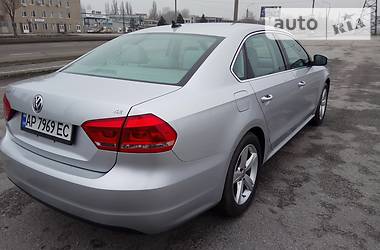 Седан Volkswagen Passat 2013 в Запорожье