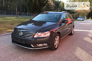 Универсал Volkswagen Passat 2014 в Киеве