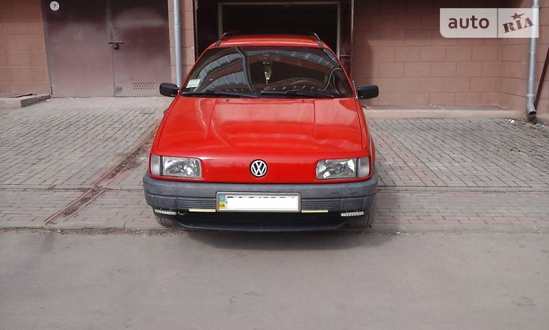 Универсал Volkswagen Passat 1993 в Чорткове