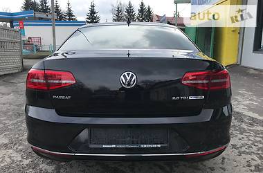 Седан Volkswagen Passat 2014 в Тернополе