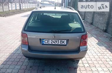 Универсал Volkswagen Passat 2004 в Новоселице