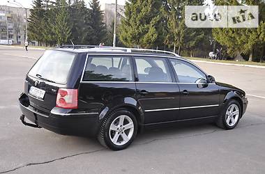 Универсал Volkswagen Passat 2004 в Ровно