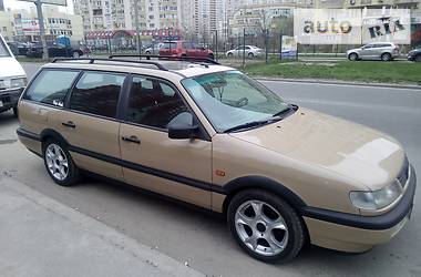 Универсал Volkswagen Passat 1994 в Борисполе