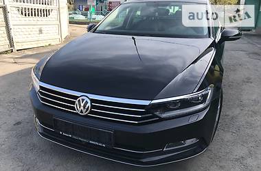 Седан Volkswagen Passat 2014 в Тернополе