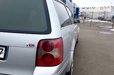 Універсал Volkswagen Passat 2001 в Ковелі