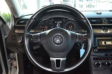 Универсал Volkswagen Passat 2013 в Хмельницком