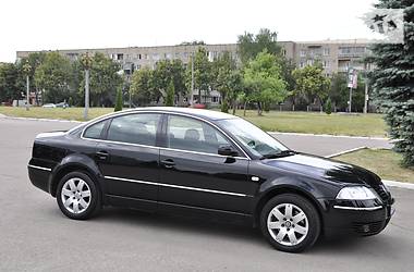 Седан Volkswagen Passat 2003 в Ровно