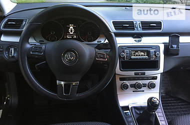 Универсал Volkswagen Passat 2014 в Чернигове