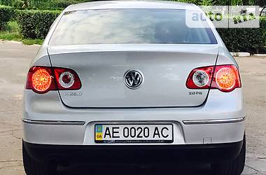 Седан Volkswagen Passat 2007 в Днепре