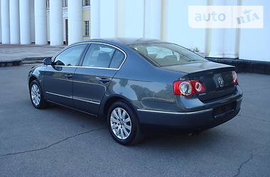 Седан Volkswagen Passat 2010 в Желтых Водах