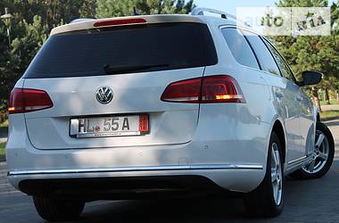 Универсал Volkswagen Passat 2013 в Дрогобыче