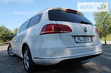 Универсал Volkswagen Passat 2013 в Дрогобыче