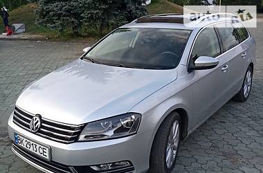 Универсал Volkswagen Passat 2013 в Ровно