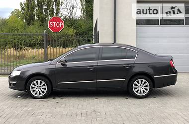 Седан Volkswagen Passat 2008 в Ужгороде