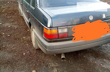 Седан Volkswagen Passat 1991 в Полтаве