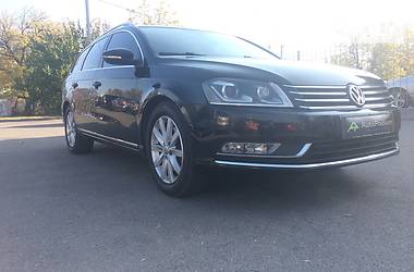 Універсал Volkswagen Passat 2012 в Миколаєві