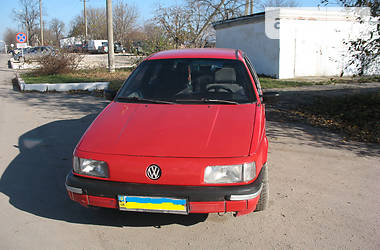 Седан Volkswagen Passat 1990 в Хмельницькому
