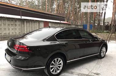 Седан Volkswagen Passat 2017 в Изюме