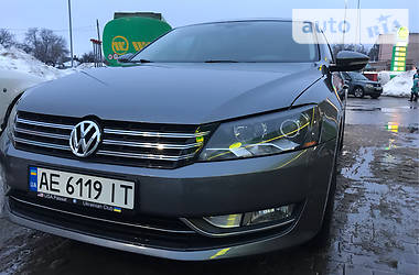 Седан Volkswagen Passat 2012 в Кропивницком