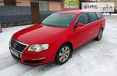 Універсал Volkswagen Passat 2010 в Червонограді