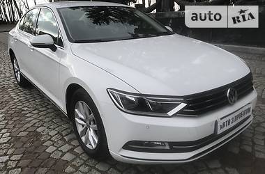 Седан Volkswagen Passat 2016 в Львове