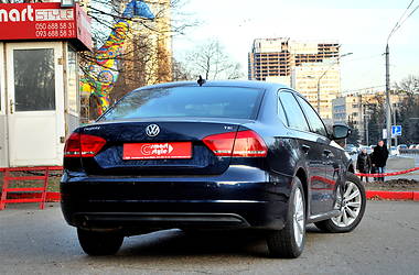 Седан Volkswagen Passat 2013 в Києві