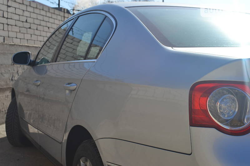 Седан Volkswagen Passat 2006 в Запоріжжі