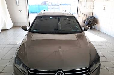 Універсал Volkswagen Passat 2011 в 
