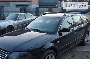 Універсал Volkswagen Passat 2001 в 