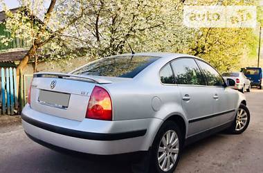 Седан Volkswagen Passat 2005 в Вараше