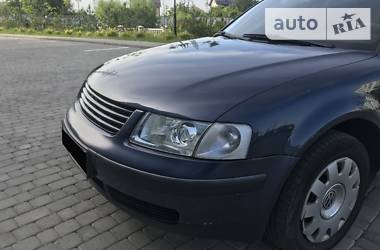 Седан Volkswagen Passat 1998 в 