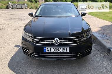 Седан Volkswagen Passat 2016 в Обухове