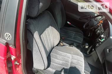 Седан Volkswagen Passat 1992 в 