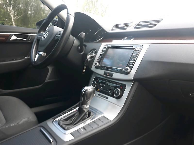 Седан Volkswagen Passat 2011 в Луцьку