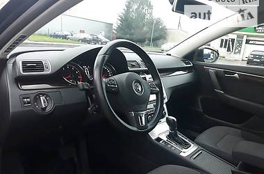 Седан Volkswagen Passat 2011 в 