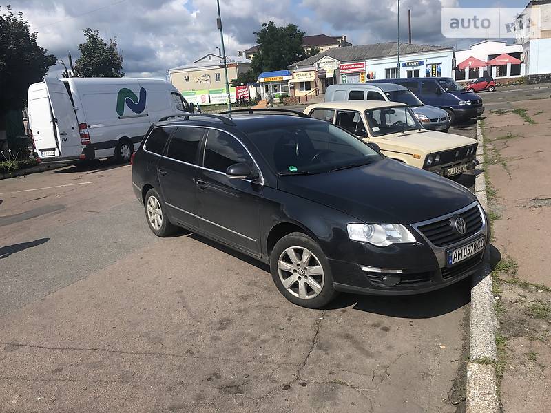 Універсал Volkswagen Passat 2007 в Житомирі