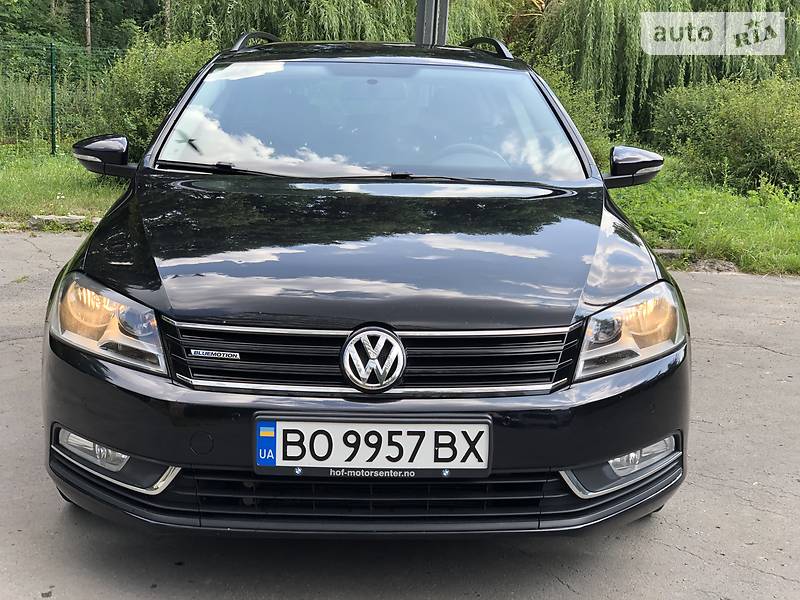 Універсал Volkswagen Passat 2013 в Тернополі