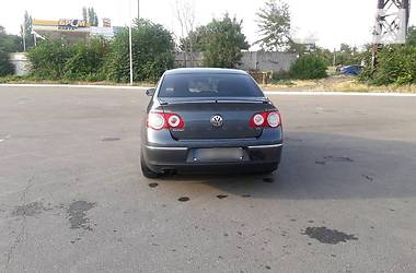 Седан Volkswagen Passat 2010 в Бердянске