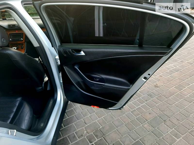 Седан Volkswagen Passat 2006 в Дніпрі