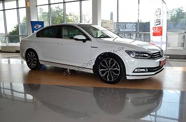 Седан Volkswagen Passat 2015 в Хмельницком