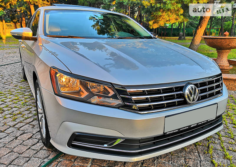 Седан Volkswagen Passat 2015 в Києві фото 8 Седан Volkswagen Passat 2015 в Києві