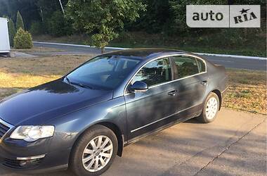 Седан Volkswagen Passat 2007 в Киеве