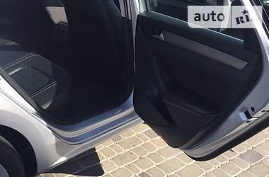 Седан Volkswagen Passat 2015 в 