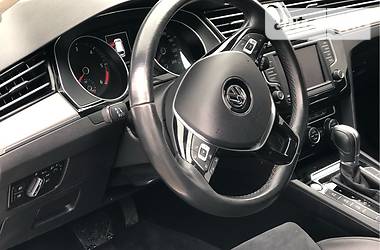 Универсал Volkswagen Passat 2015 в Луцке