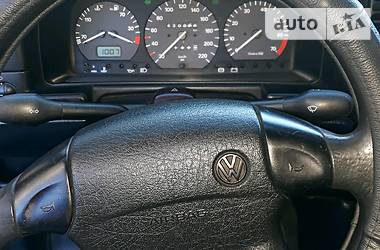 Седан Volkswagen Passat 1994 в Ровно